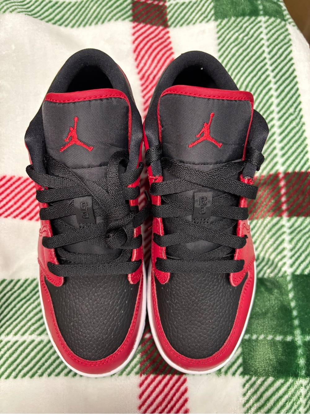 Jordan 1 Low Kids Black and Red Sneakers